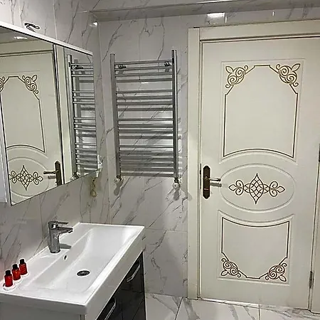Hotel Avrasyaqueen