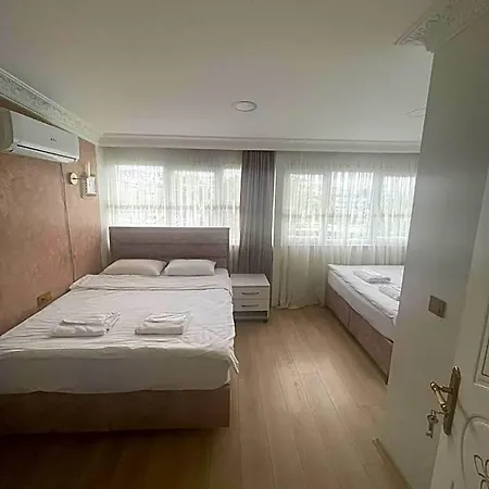 Avrasyaqueen Hotel Istanboel